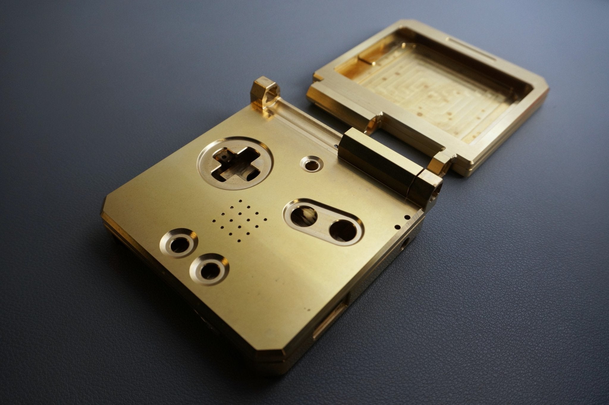 Metal Hinged Game Boy Advance SP + Screen Kit - Boxy Pixel