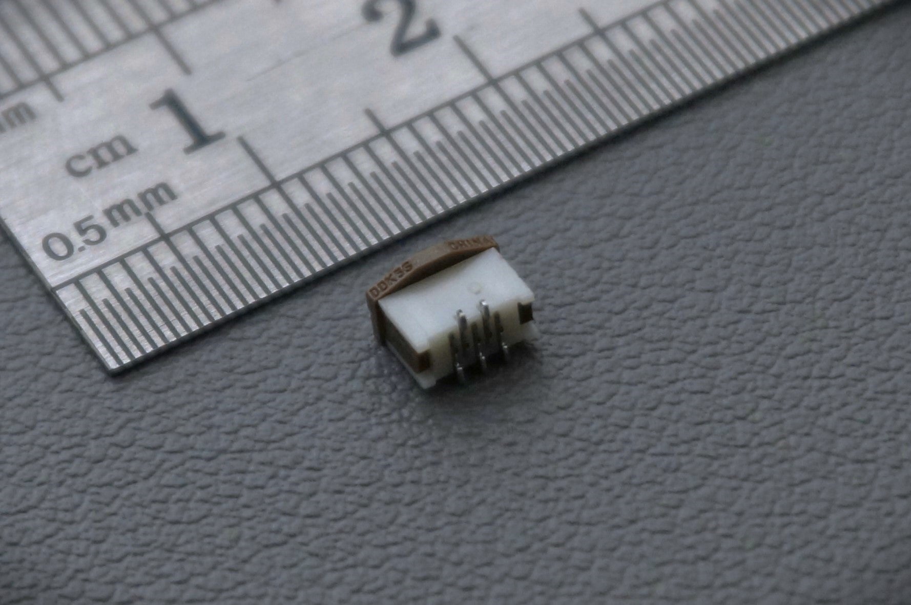 iPod Battery Connection Terminal - Boxy Pixel