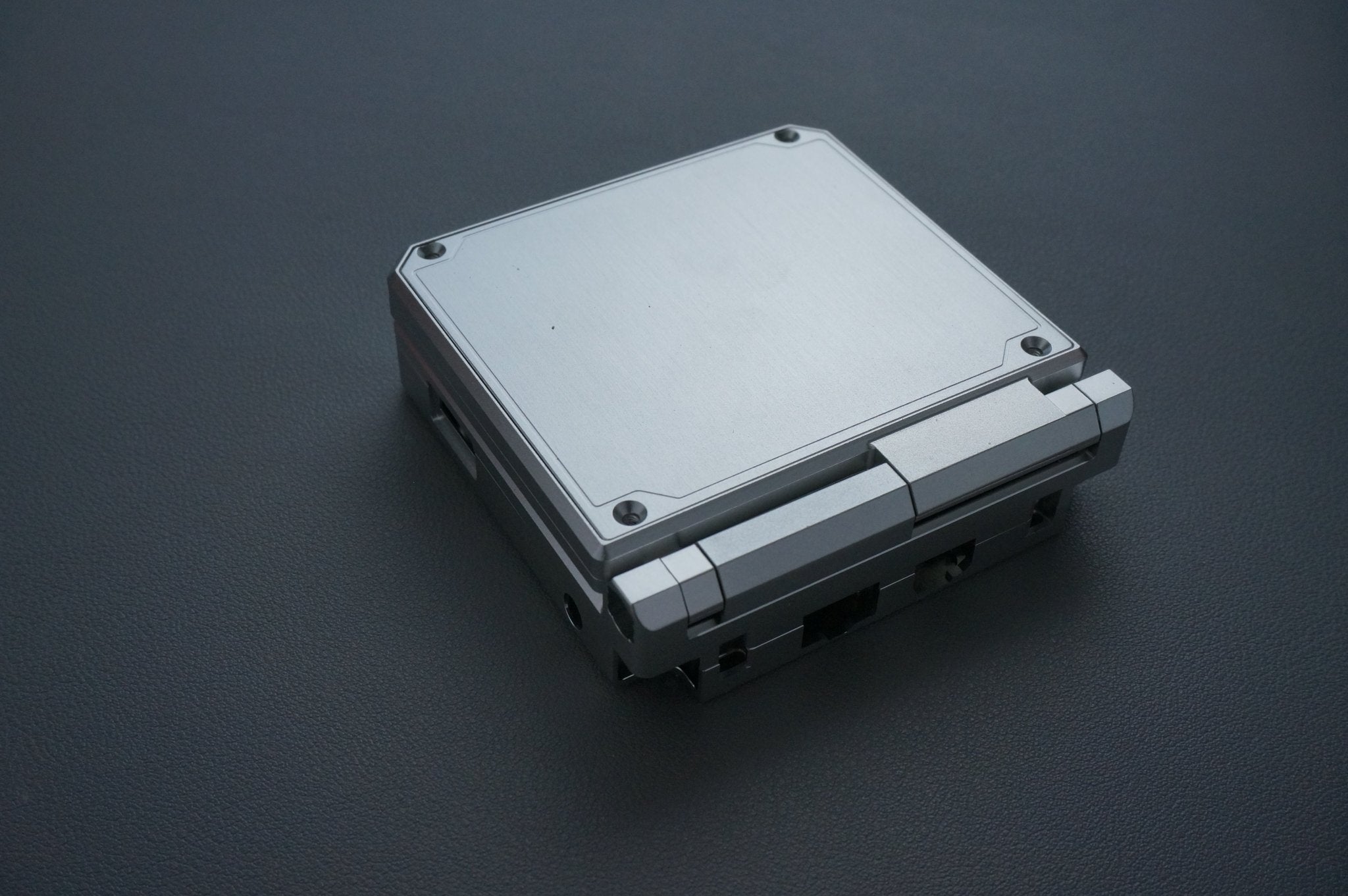 Metal Hinged Game Boy Advance SP + Screen Kit - Boxy Pixel